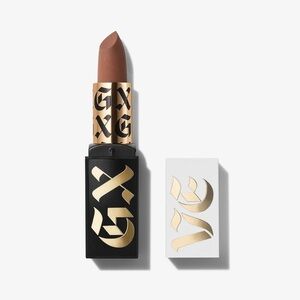 GXVE ORIGINAL ME
HIGH-PERFORMANCE MATTE LIPSTICK
